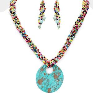 NATURAL TURQUOISE STONE PENDANT BEADED NECKLACE